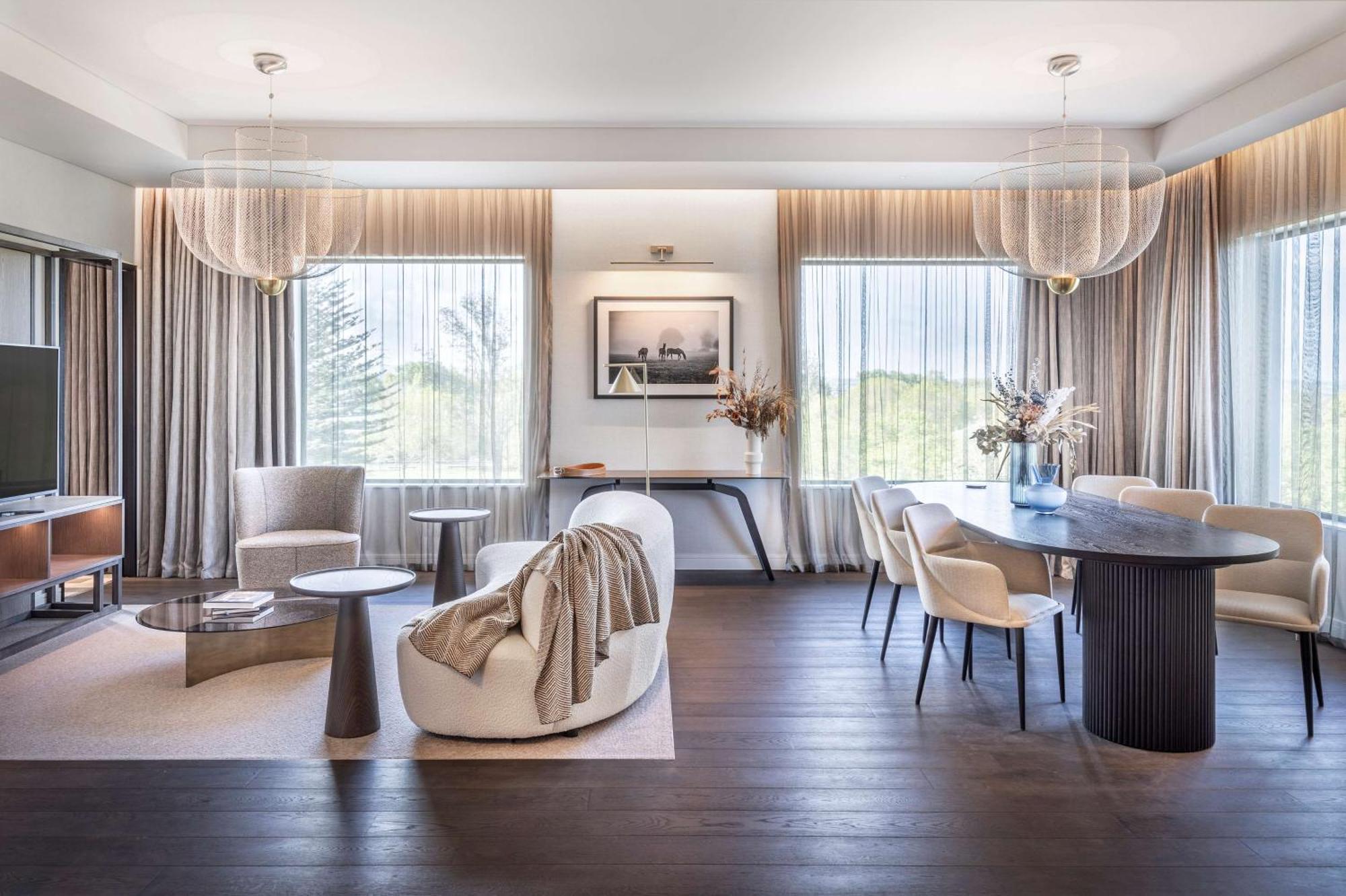 Отель Doubletree By Hilton Auckland Karaka Экстерьер фото