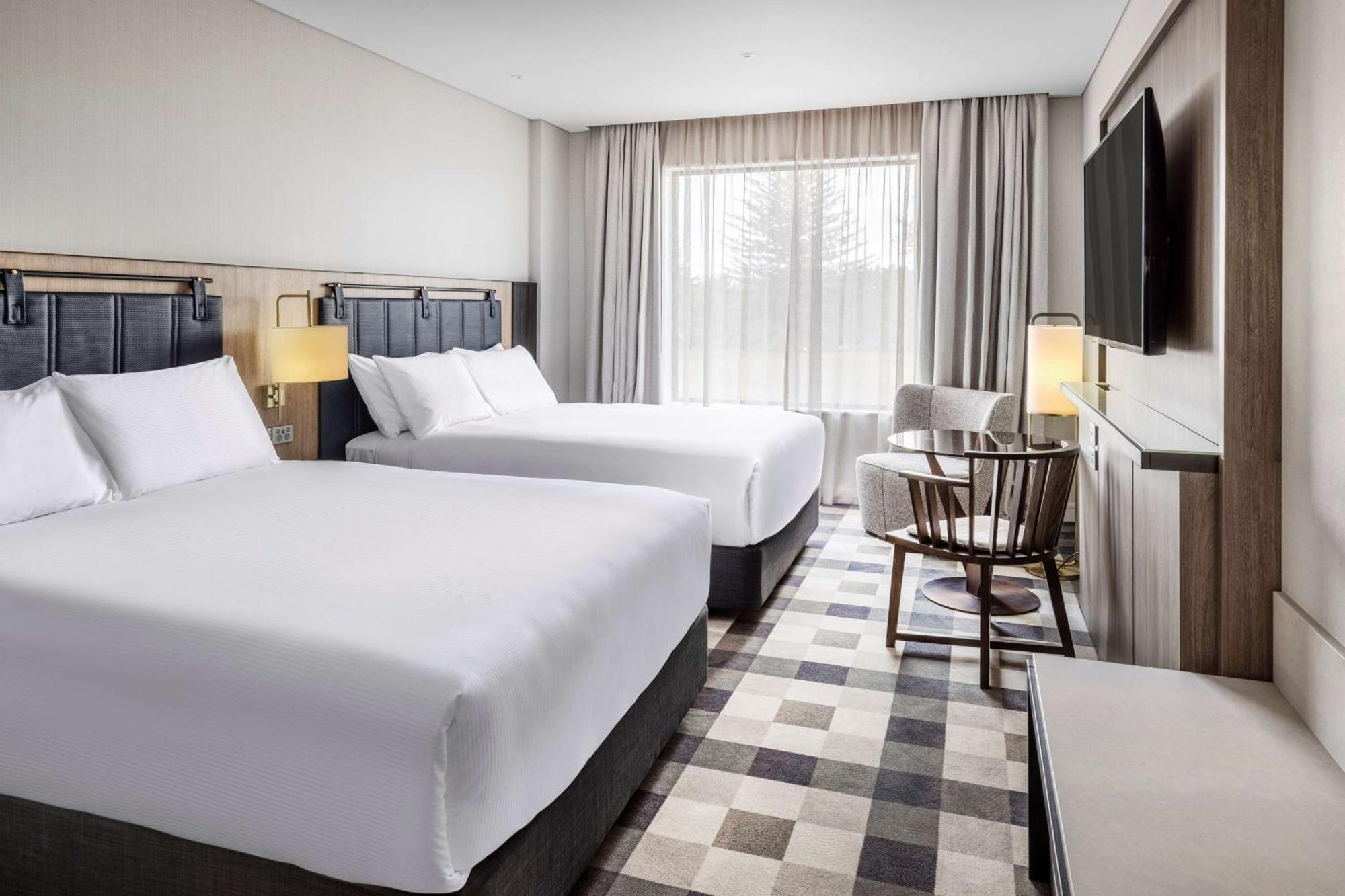 Отель Doubletree By Hilton Auckland Karaka Экстерьер фото